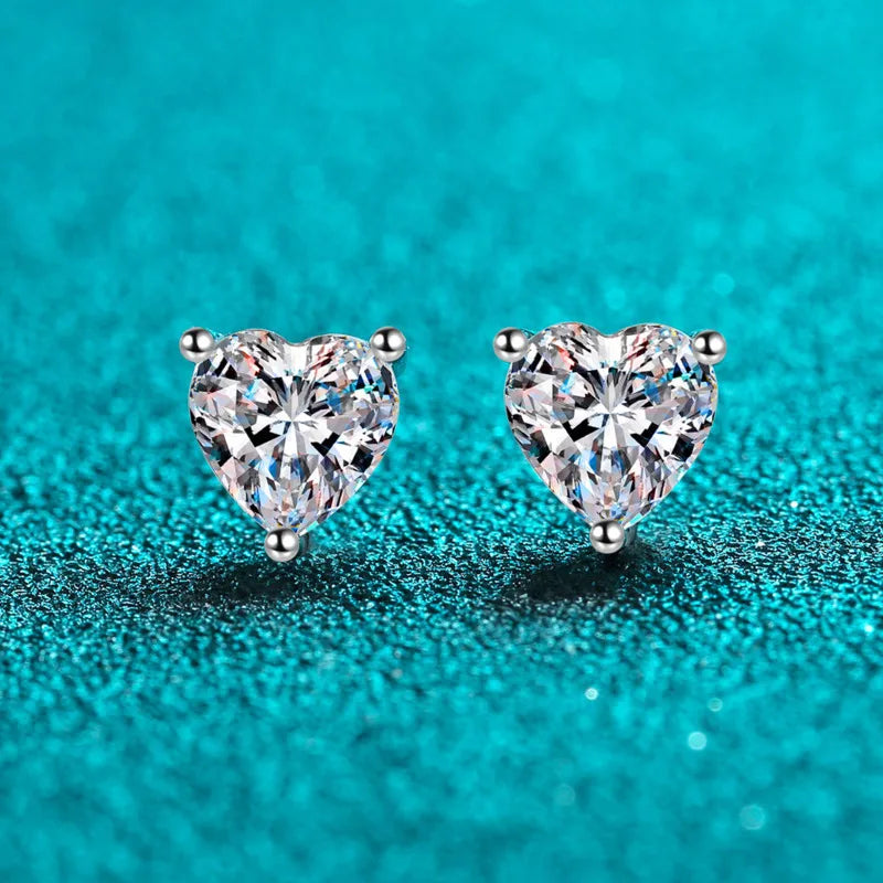 JoyceJelly Female 2CT 4CT Heart-shaped Moissanite Diamond Earrings Simple S925 Sterling Silver Plated With Pt950 Gold Ear Studs