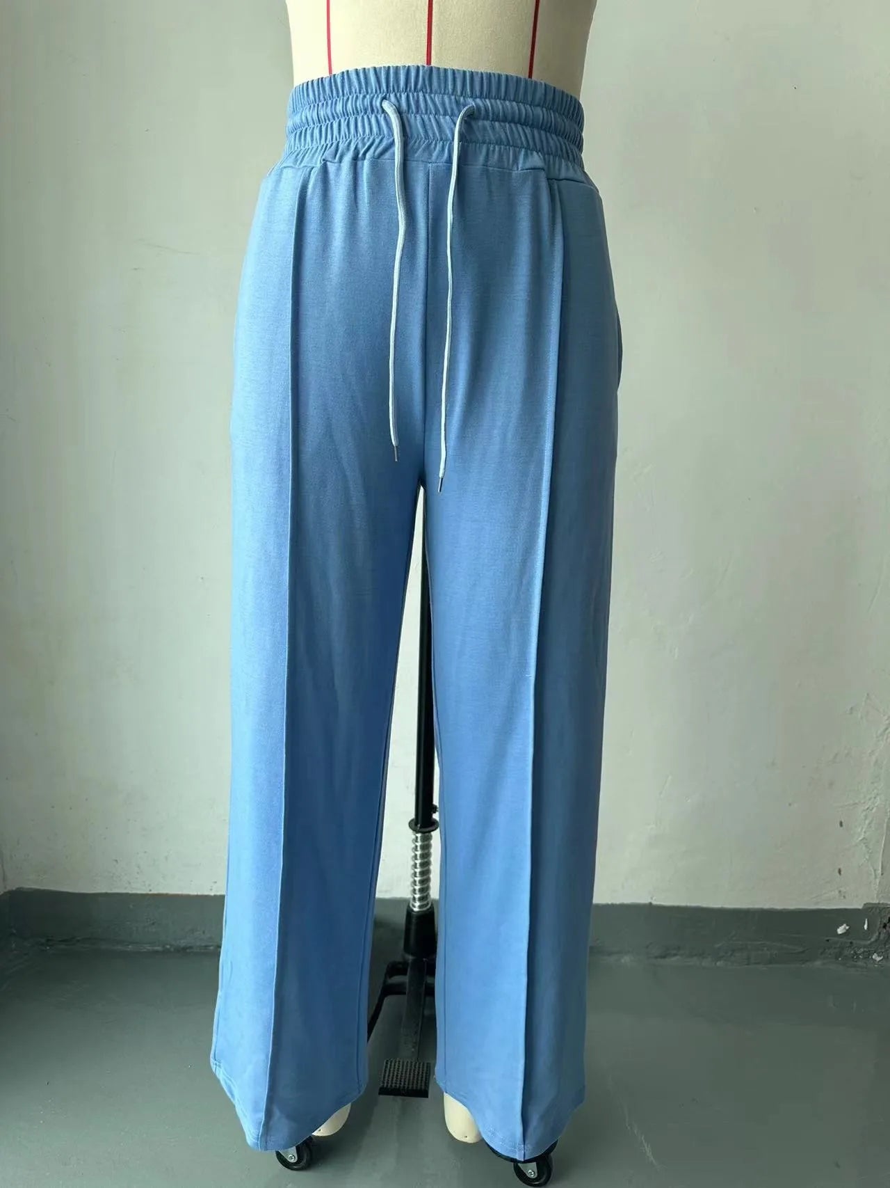 Sports pants for women in autumn 2023, new straight tube loose fitting sanitary pants, wide leg pants, outdoor dance casual pant