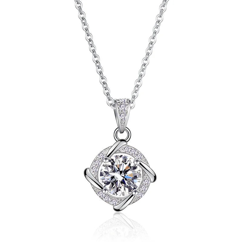 JoyceJelly 0.5-1ct Moissanite Necklace For Women S925 Sterling Silver Jewelry Lab Created Diamond Pendant Clavicle Chain Gift